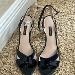 Nine West Navy heels size10